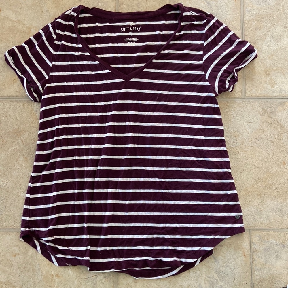 American Eagle short sleeve shirt